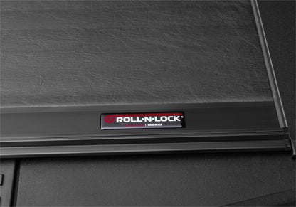 Roll-N-Lock 15-18 Ford F-150 SB 77-3/8in M-Series Retractable Tonneau Cover Roll-N-Lock