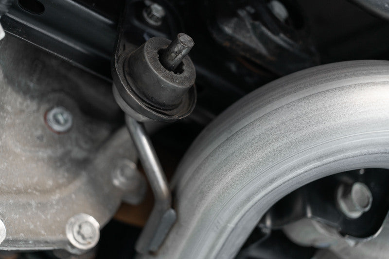 MBRP 18-22 Ford Mustang GT 5L T304 SS 3in Cat-Back Dual Rear w/4in Quad Carbon Fiber Tips (Race) MBRP