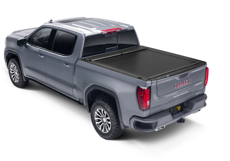 Roll-N-Lock 15-20 Ford F150 (67.1in Bed Length) A-Series XT Retractable Tonneau Cover Roll-N-Lock