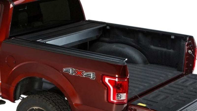 Retrax 15-22 Ford F-150 Super Crew/Super Cab & F-150 Lightning (5.5ft. Bed) Retrax IX Retrax