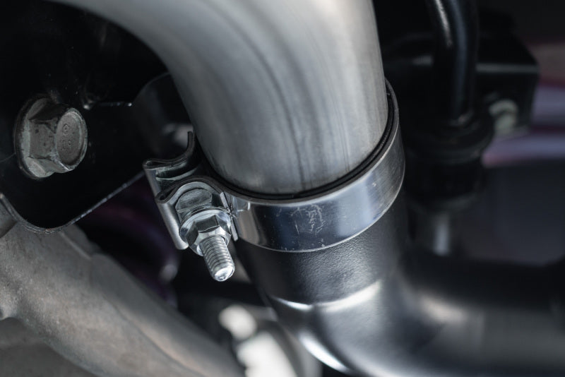 MBRP 18-22 Ford Mustang GT 5L T304 SS 3in Cat-Back Dual Rear w/4in Quad Carbon Fiber Tips (Race) MBRP